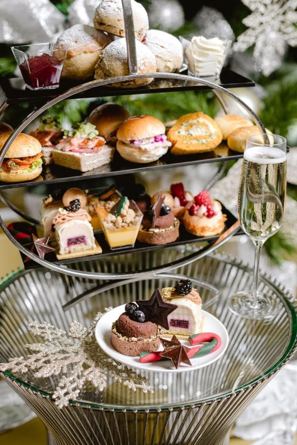 The Westin Melbourne Hotel Kültér fotó Afternoon tea at the InterContinental London Park Lane