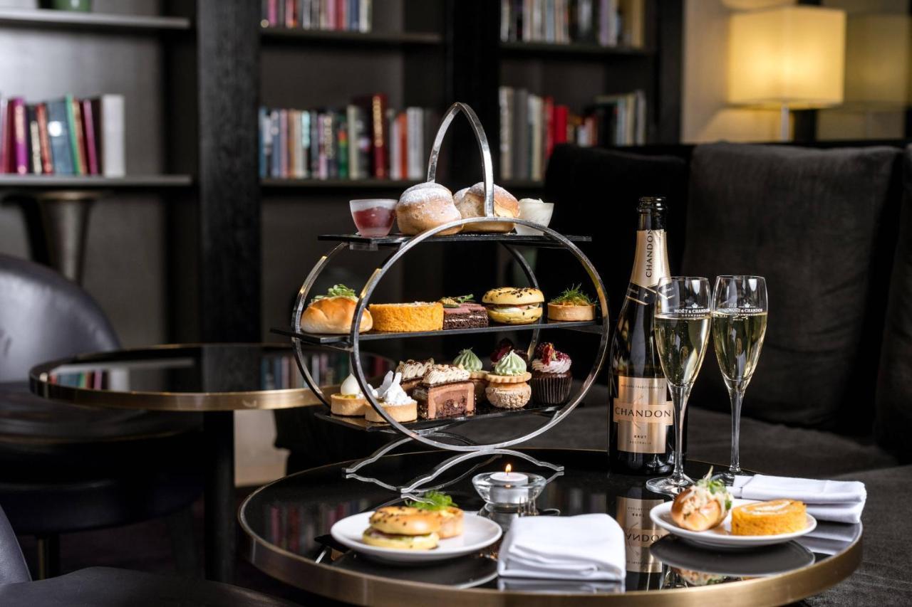 The Westin Melbourne Hotel Kültér fotó Afternoon tea at the InterContinental London Park Lane